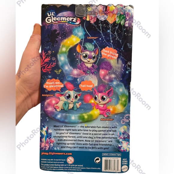 LiL’ Gleemerz “AMIGLOW” Interactive Talking Lemur with Light Up Rainbow Tail! - Picture 4 of 6